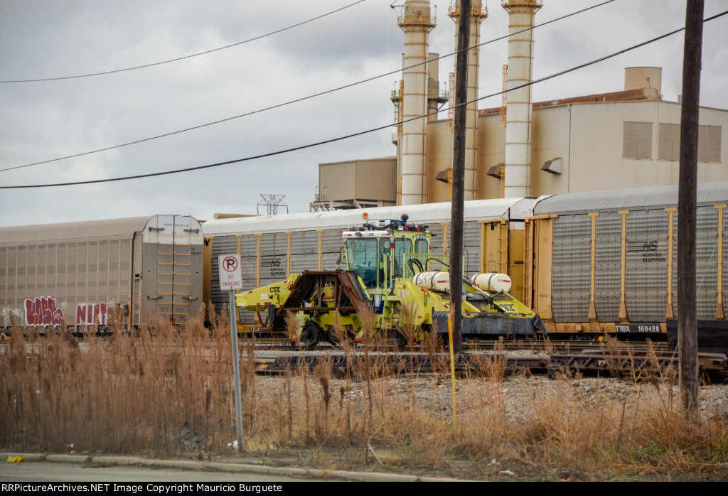 CSX BR-9702 MoW Equipment